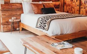 Wilder And Pine Riverside Cabins